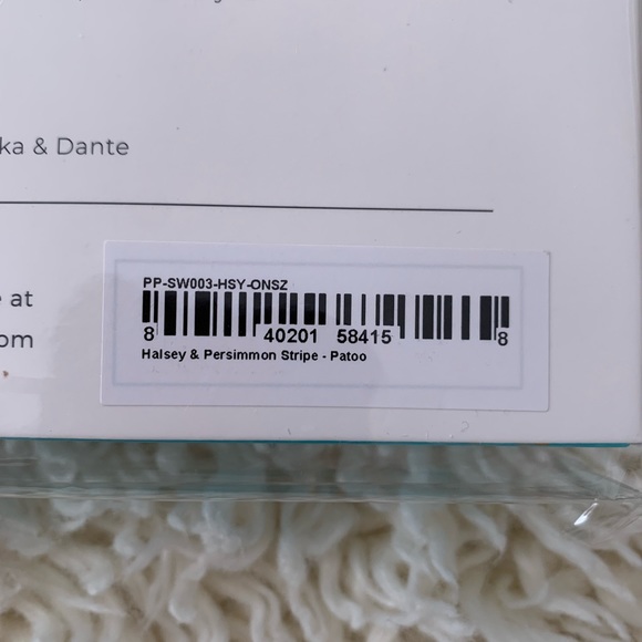 Posh Peanut Reversible Patoo / Blanket - NIB - Picture 3 of 3